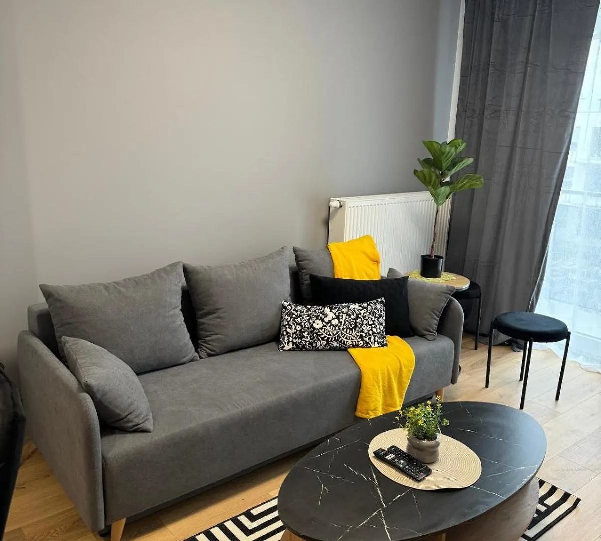 Grey Apartament 2 Pokojowy Z Balkonem W Warszawie وارسو شقة
