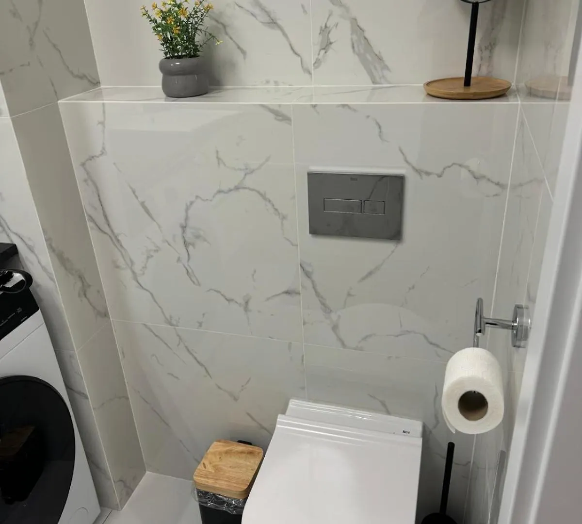Grey Apartament 2 Pokojowy Z Balkonem W Warszawie وارسو بولندا