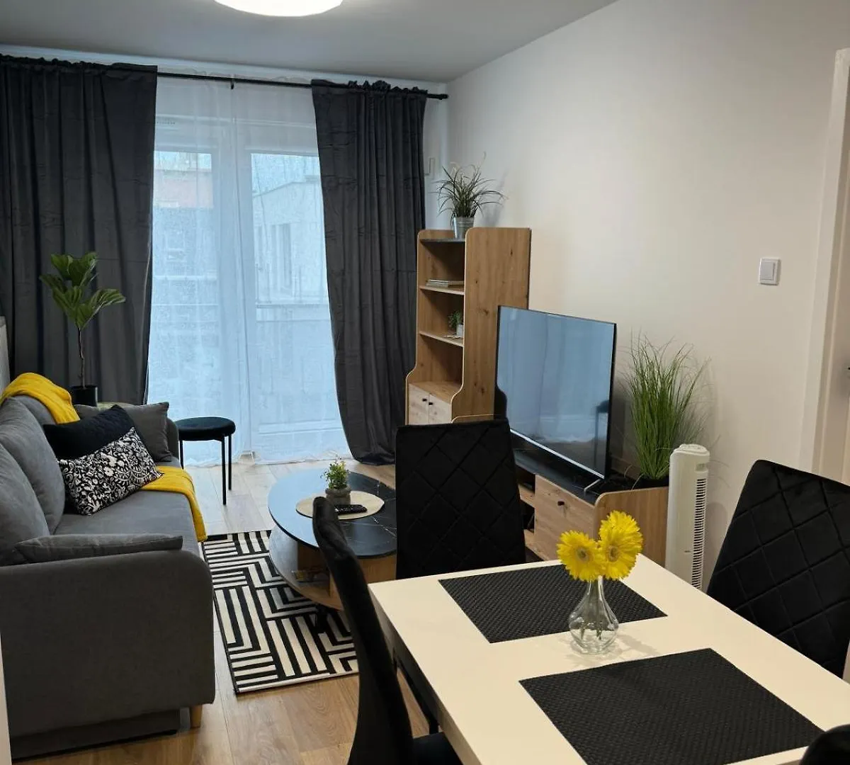 Grey Apartament 2 Pokojowy Z Balkonem W Warszawie Warsaw Apartment